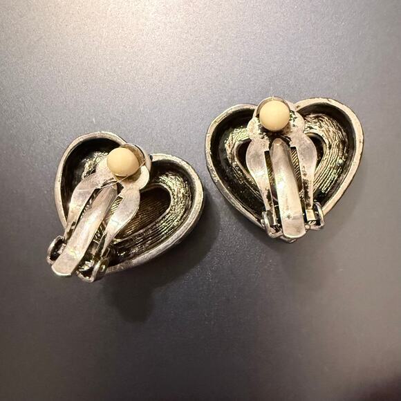 Vintage Brutalist Gold Silver Heart Clip On Earrings - Picture 6 of 6